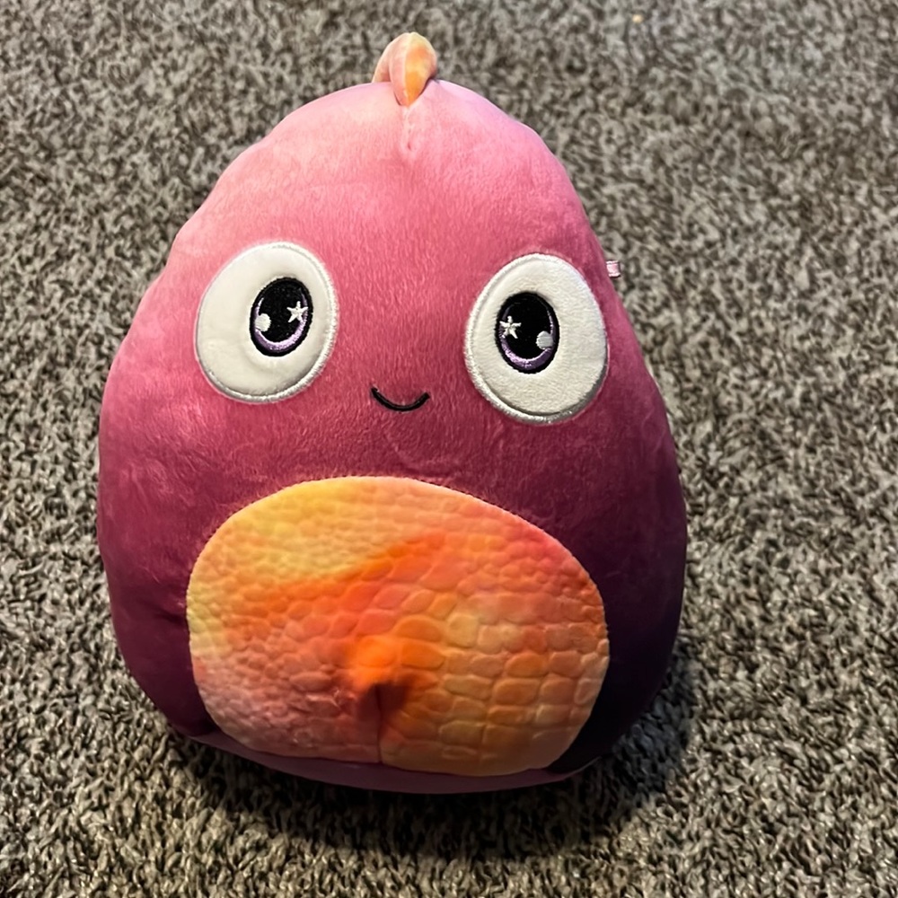 13” Mystery Scented Squishmallow